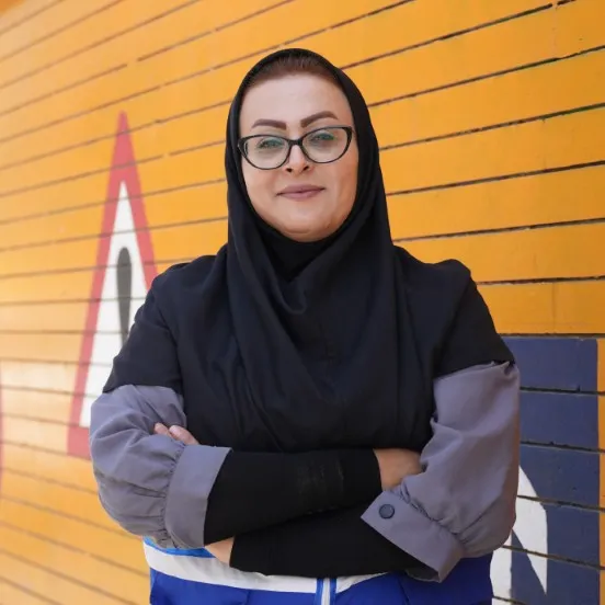 فرزانه یوسفی - Driving Instructor
